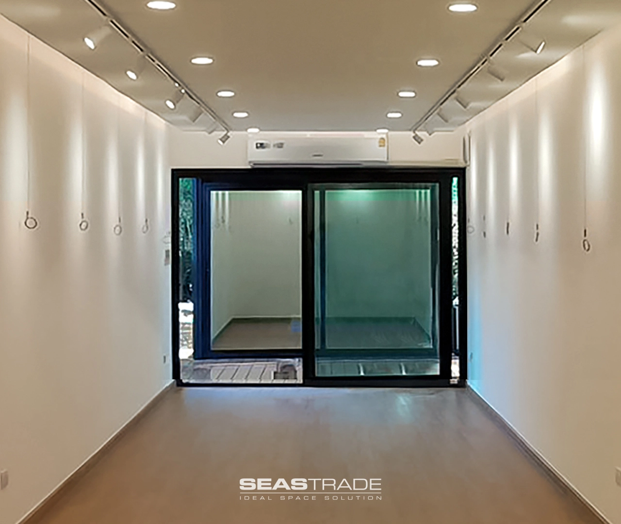 สำนักงานสำเร็จรูป โครงสร้างเหล็ก Art Gallery ดีไซน์ตามความต้องการของลูกค้าที่เลือกแสดงตัวตนผ่านวัสดุโครงสร้างเหล็กสีดำแบบอินดัสเทรียลที่ใครหลายๆคนต่างหลงใหล